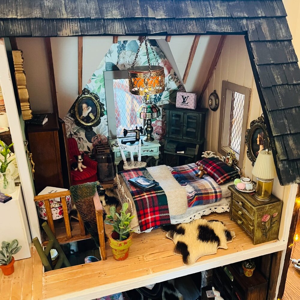 1 of 3 doll house RENO - Picture 7 of 17